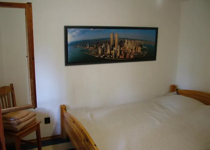 The Boys דירה שיופוק